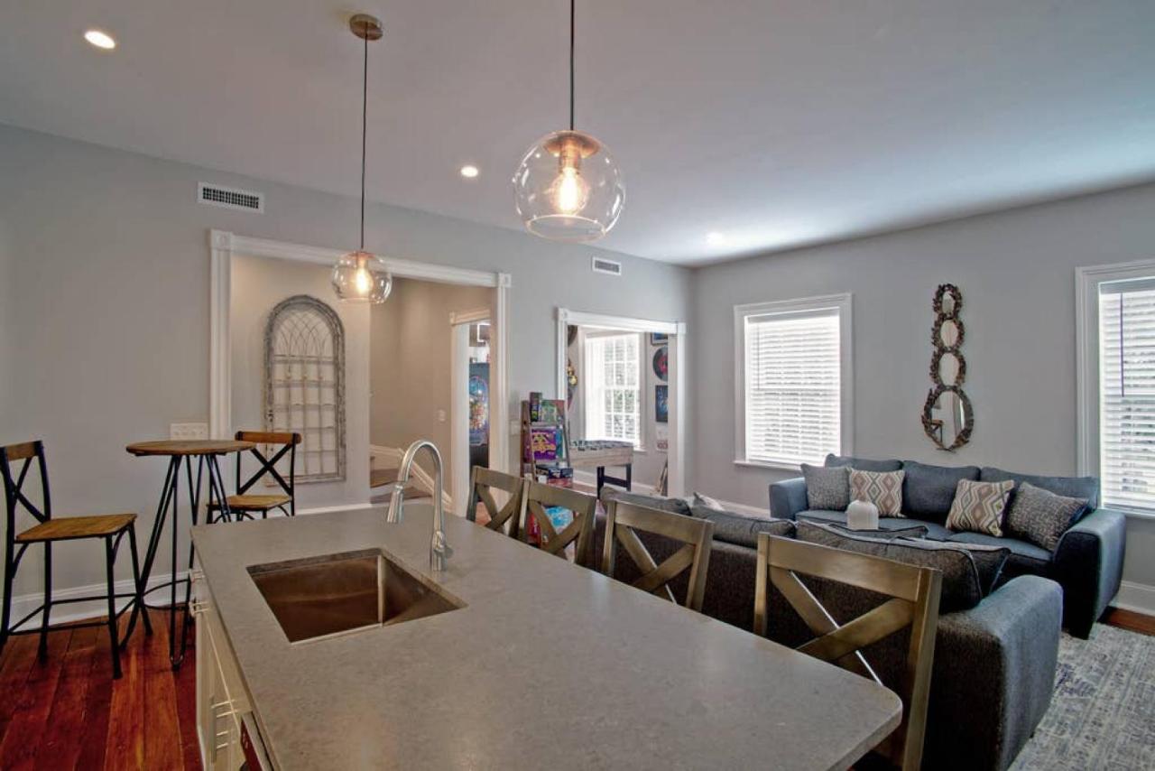 Newly Renovated 4 Bed 3 Bath And 2 Parking Spots Βίλα Σαβάνα Εξωτερικό φωτογραφία