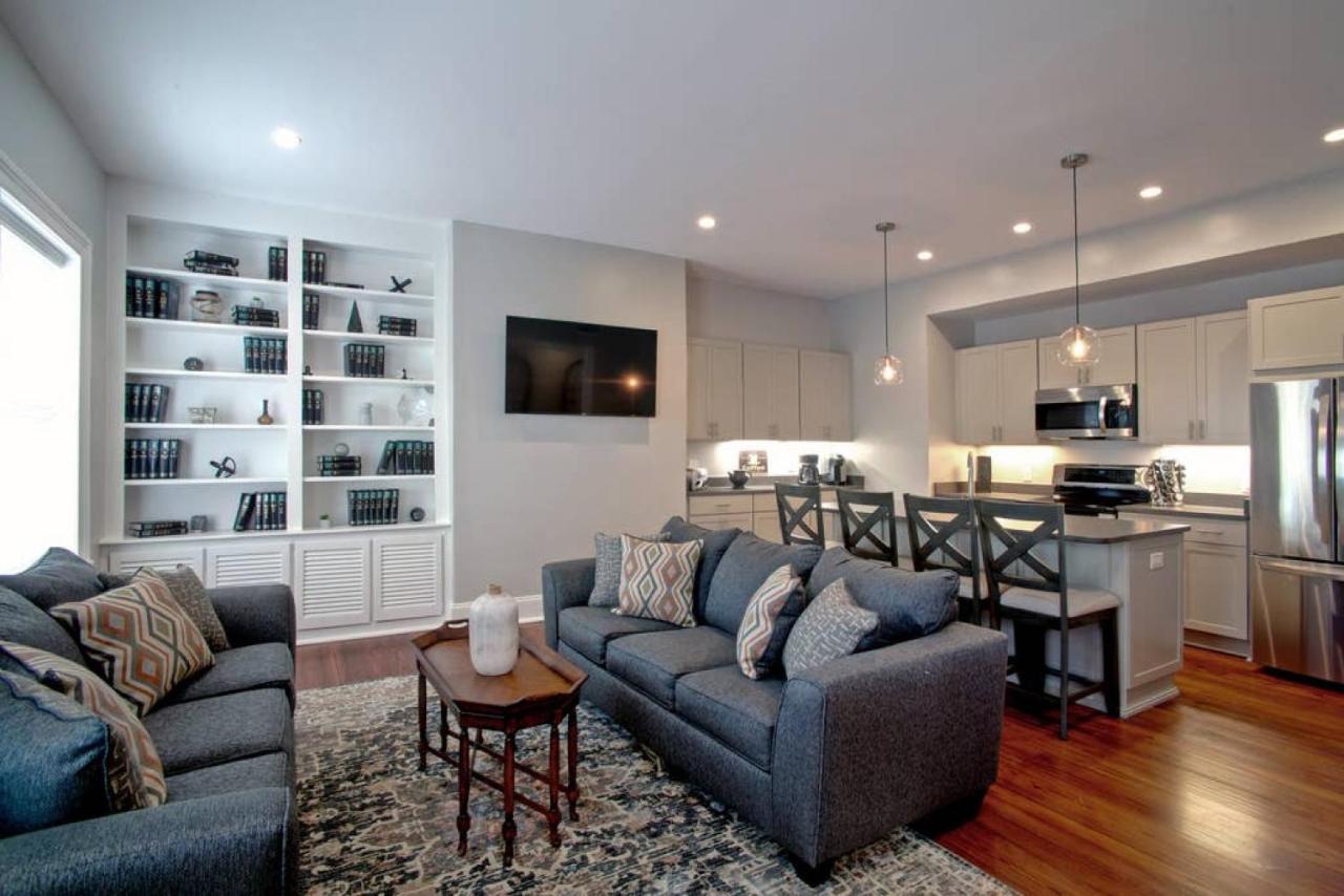 Newly Renovated 4 Bed 3 Bath And 2 Parking Spots Βίλα Σαβάνα Εξωτερικό φωτογραφία