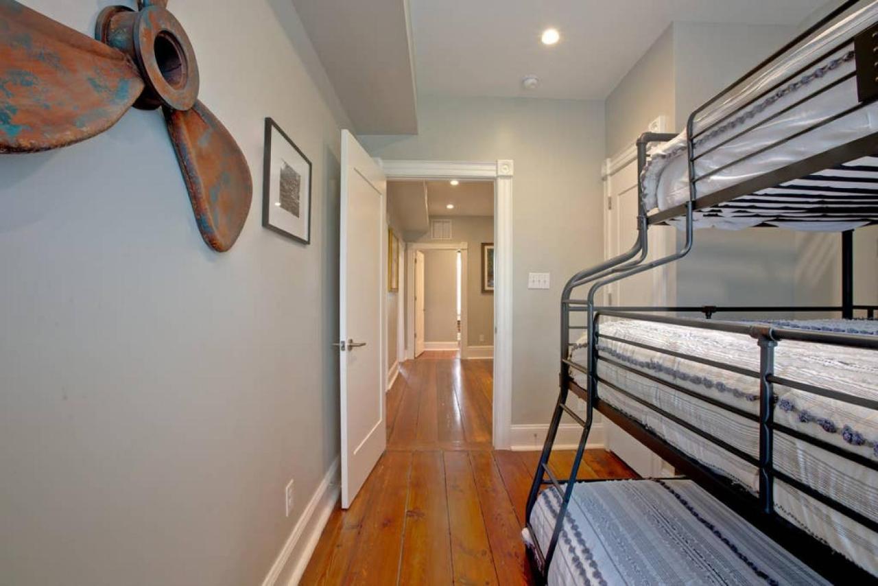 Newly Renovated 4 Bed 3 Bath And 2 Parking Spots Βίλα Σαβάνα Εξωτερικό φωτογραφία